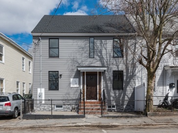 142 Concord St, Lowell, Massachusetts, 4 Bedrooms Bedrooms, 10 Rooms Rooms,3.5 BathroomsBathrooms,Residential,For Sale,Concord St,73498732