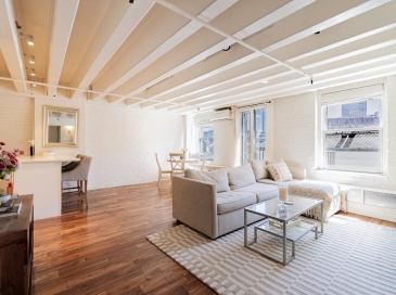 33 Commercial Wharf, Boston, Massachusetts, 1 Bedroom Bedrooms, 3 Rooms Rooms,1 BathroomBathrooms,Residential Lease,For Rent,Commercial Wharf,73527058