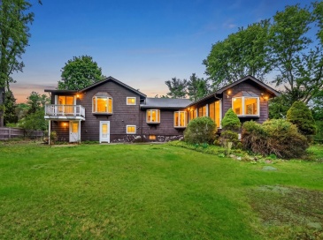 34 Morningside Ln, Lincoln, Massachusetts, 3 Bedrooms Bedrooms, 9 Rooms Rooms,2.5 BathroomsBathrooms,Residential,For Sale,Morningside Ln,73506633