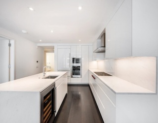150 Seaport Blvd, Boston, Massachusetts, 1 Bedroom Bedrooms, 5 Rooms Rooms,1.5 BathroomsBathrooms,Residential,For Sale,Seaport Blvd,73534417