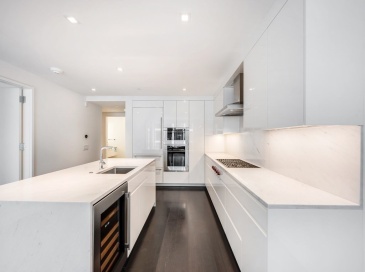 150 Seaport Blvd, Boston, Massachusetts, 1 Bedroom Bedrooms, 5 Rooms Rooms,1.5 BathroomsBathrooms,Residential,For Sale,Seaport Blvd,73534417