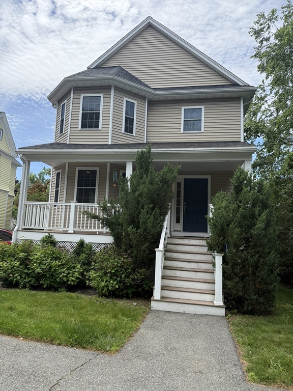 50 Andrew Road, Swampscott, Massachusetts, 3 Bedrooms Bedrooms, 8 Rooms Rooms,2.5 BathroomsBathrooms,Residential Lease,For Rent,Andrew Road,73533837