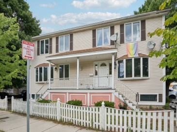 309 Beacon St, Somerville, Massachusetts, 7 Bedrooms Bedrooms, 12 Rooms Rooms,3.5 BathroomsBathrooms,Residential,For Sale,Beacon St,73533857