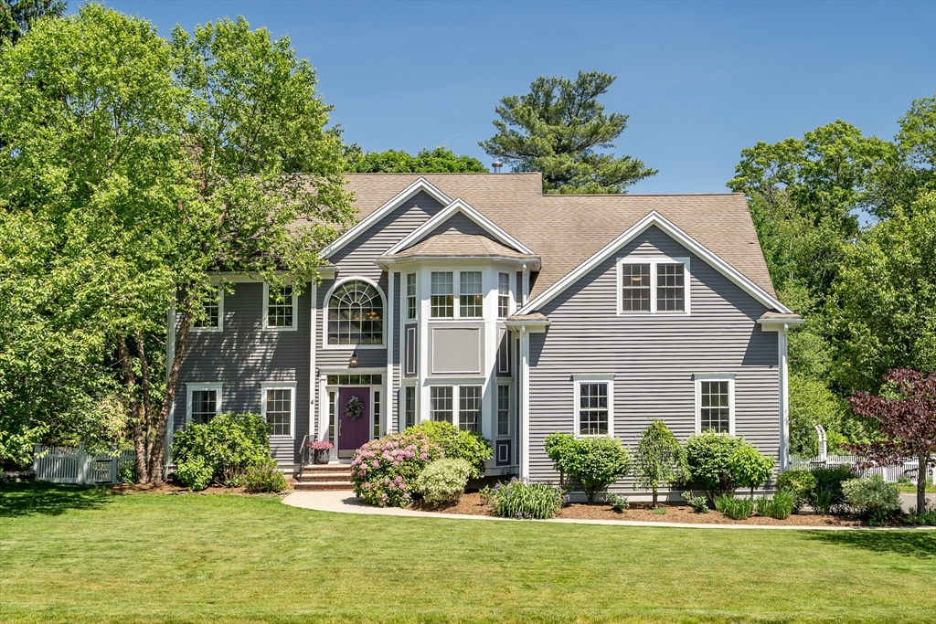 4 Carter Dr, Natick, Massachusetts, 4 Bedrooms Bedrooms, 9 Rooms Rooms,3 BathroomsBathrooms,Residential,For Sale,Carter Dr,73533873