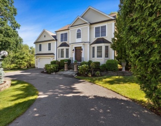 1275 Central Avenue, Needham, Massachusetts, 4 Bedrooms Bedrooms, 10 Rooms Rooms,4.5 BathroomsBathrooms,Residential,For Sale,Central Avenue,73533613
