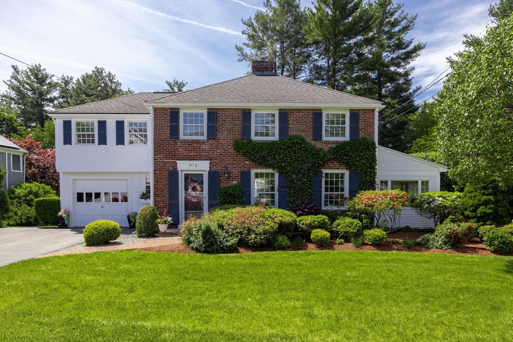212 Broad Meadow Road, Needham, Massachusetts, 4 Bedrooms Bedrooms, 9 Rooms Rooms,2.5 BathroomsBathrooms,Residential,For Sale,Broad Meadow Road,73533637