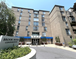 99 Pond Ave, Brookline, Massachusetts, 1 Bedroom Bedrooms, 3 Rooms Rooms,1 BathroomBathrooms,Residential Lease,For Rent,Pond Ave,73533931