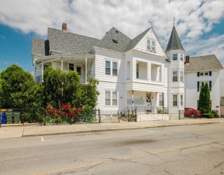 517 South Main St, Fall River, Massachusetts, 18 Bedrooms Bedrooms, 18 Rooms Rooms,7 BathroomsBathrooms,Residential Income,For Sale,South Main St,73533942