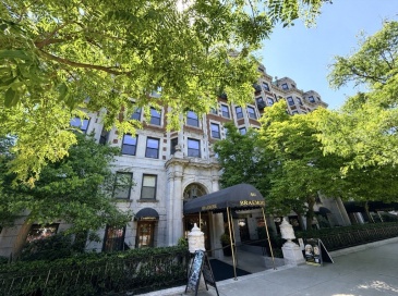 464 Commonwealth Ave, Boston, Massachusetts, 2 Bedrooms Bedrooms, 3 Rooms Rooms,1 BathroomBathrooms,Residential Lease,For Rent,Commonwealth Ave,73534121