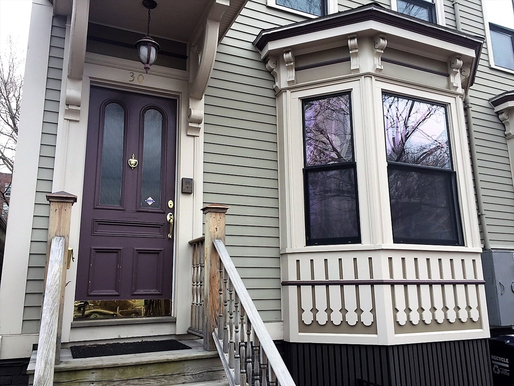 30 Cottage Street, Cambridge, Massachusetts, 3 Bedrooms Bedrooms, 7 Rooms Rooms,3.5 BathroomsBathrooms,Residential Lease,For Rent,Cottage Street,73534533