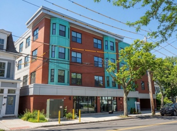 1151 Walnut, Newton, Massachusetts, 1 Bedroom Bedrooms, 2 Rooms Rooms,1 BathroomBathrooms,Residential,For Sale,Walnut,73534542