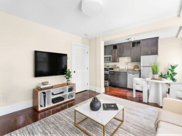 111 Eutaw St., Boston, Massachusetts, 1 Bedroom Bedrooms, 3 Rooms Rooms,1 BathroomBathrooms,Residential,For Sale,Eutaw St.,73534362