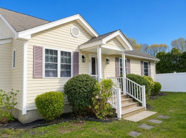 34 Tenth St S, Edgartown, Massachusetts, 3 Bedrooms Bedrooms, 5 Rooms Rooms,2 BathroomsBathrooms,Residential,For Sale,Tenth St S,73534315 34 Tenth St S, Edgartown, Massachusetts, 3 Bedrooms Bedrooms, 5 Rooms Rooms,2 BathroomsBathrooms,Residential,For Sale,Tenth St S,73534315