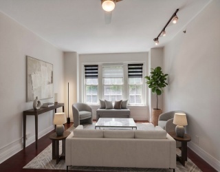 534 Beacon St, Boston, Massachusetts, 1 Bedroom Bedrooms, 3 Rooms Rooms,1 BathroomBathrooms,Residential,For Sale,Beacon St,73534348