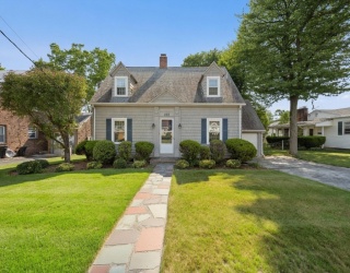 108 West St, Brockton, Massachusetts, 3 Bedrooms Bedrooms, 6 Rooms Rooms,1.5 BathroomsBathrooms,Residential,For Sale,West St,73534400