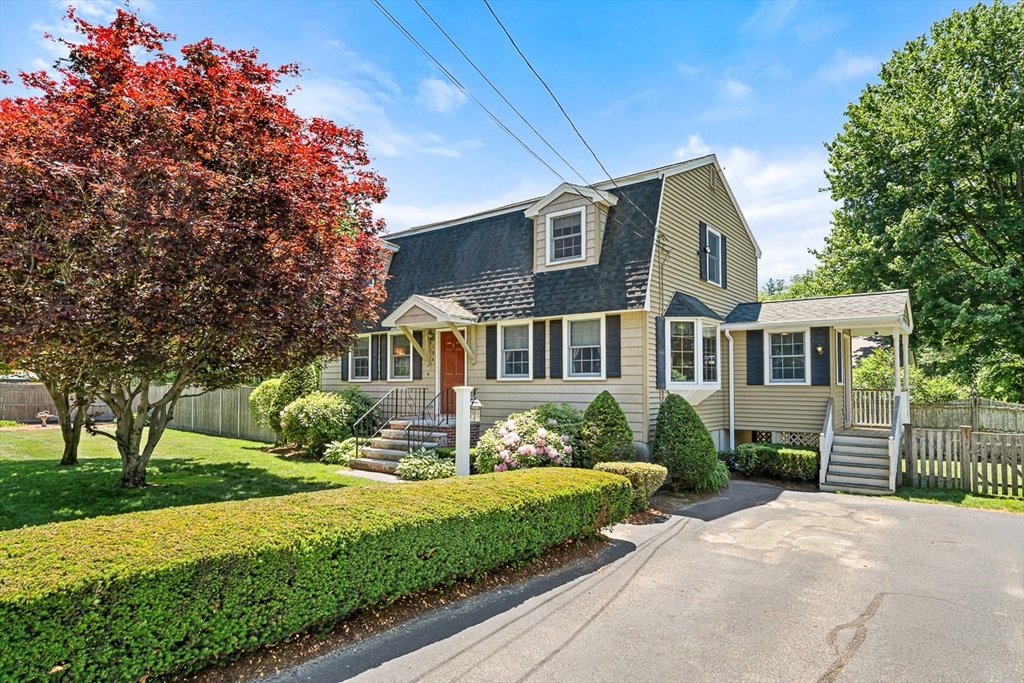 104 Arkansas Rd, Tewksbury, Massachusetts, 3 Bedrooms Bedrooms, 11 Rooms Rooms,2 BathroomsBathrooms,Residential,For Sale,Arkansas Rd,73534401
