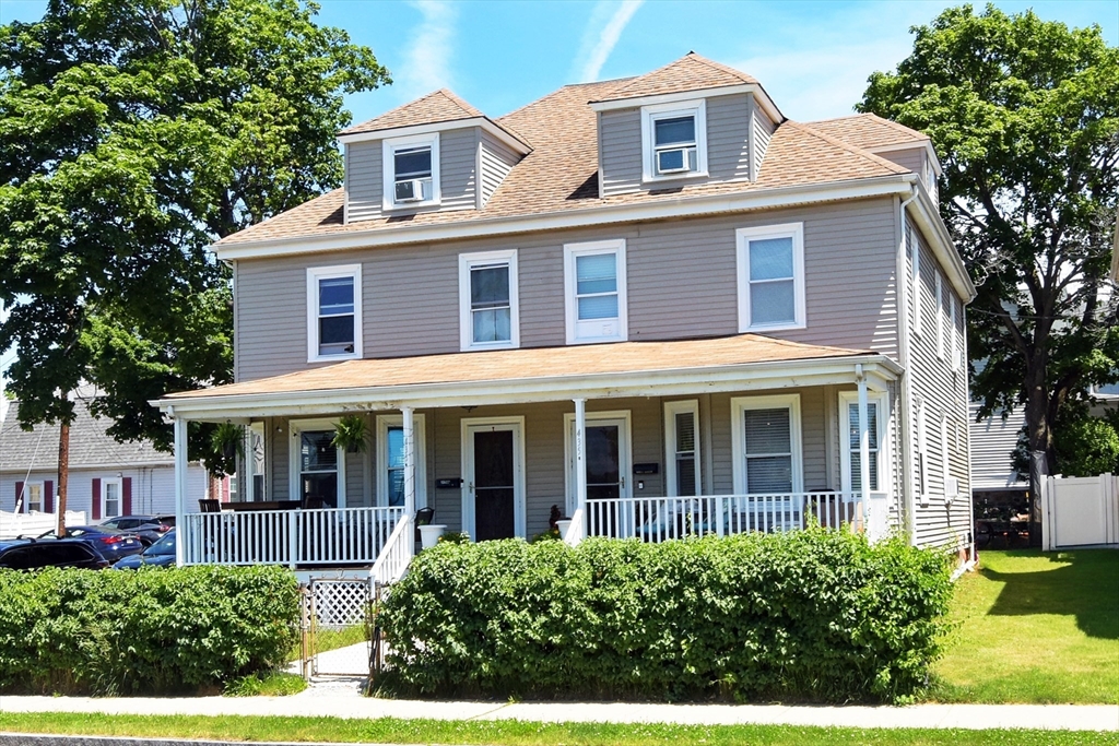 435 Cabot St, Beverly, Massachusetts, 4 Bedrooms Bedrooms, 8 Rooms Rooms,2 BathroomsBathrooms,Residential,For Sale,Cabot St,73533818