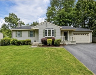 91 Spikenard Cir, Springfield, Massachusetts, 4 Bedrooms Bedrooms, 8 Rooms Rooms,2 BathroomsBathrooms,Residential,For Sale,Spikenard Cir,73534045