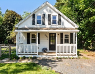 224 Turkey Hill Rd, Rutland, Massachusetts, 2 Bedrooms Bedrooms, 5 Rooms Rooms,1.5 BathroomsBathrooms,Residential,For Sale,Turkey Hill Rd,73534046