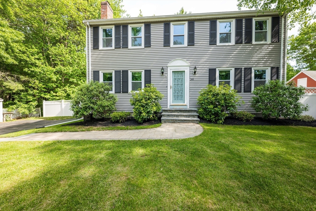 245 Winter Street, Mansfield, Massachusetts, 4 Bedrooms Bedrooms, 8 Rooms Rooms,2.5 BathroomsBathrooms,Residential,For Sale,Winter Street,73531330