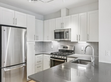 77 New, Cambridge, Massachusetts, 2 Bedrooms Bedrooms, 3 Rooms Rooms,2 BathroomsBathrooms,Residential Lease,For Rent,New,73533832