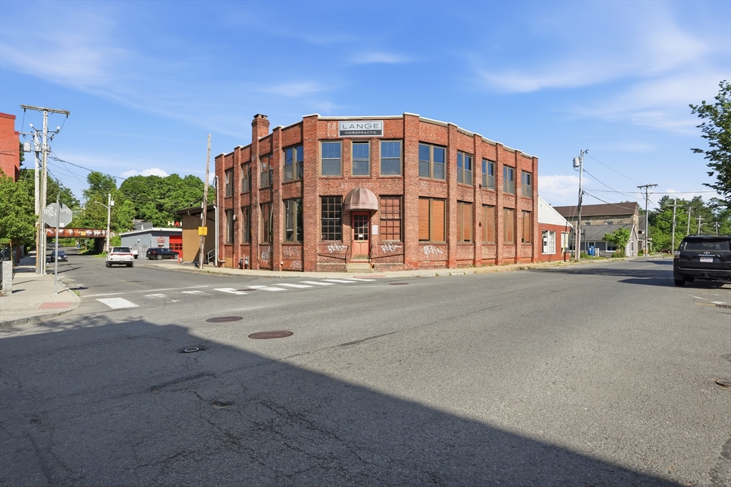 304 Pleasant St, Northampton, Massachusetts, ,Commercial Lease,For Rent,Pleasant St,73534412