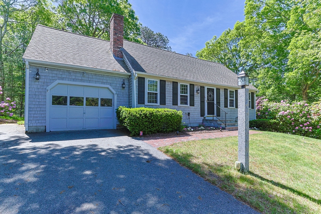 114 King Arthur Dr, Barnstable, Massachusetts, 3 Bedrooms Bedrooms, 6 Rooms Rooms,2 BathroomsBathrooms,Residential,For Sale,King Arthur Dr,73534191