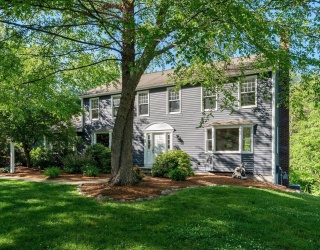 63 Pine Hill Road, Southborough, Massachusetts, 4 Bedrooms Bedrooms, 8 Rooms Rooms,2.5 BathroomsBathrooms,Residential,For Sale,Pine Hill Road,73533994