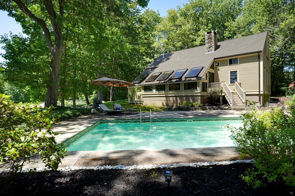 75 South Rd, Pepperell, Massachusetts, 3 Bedrooms Bedrooms, 6 Rooms Rooms,2.5 BathroomsBathrooms,Residential,For Sale,South Rd,73534028