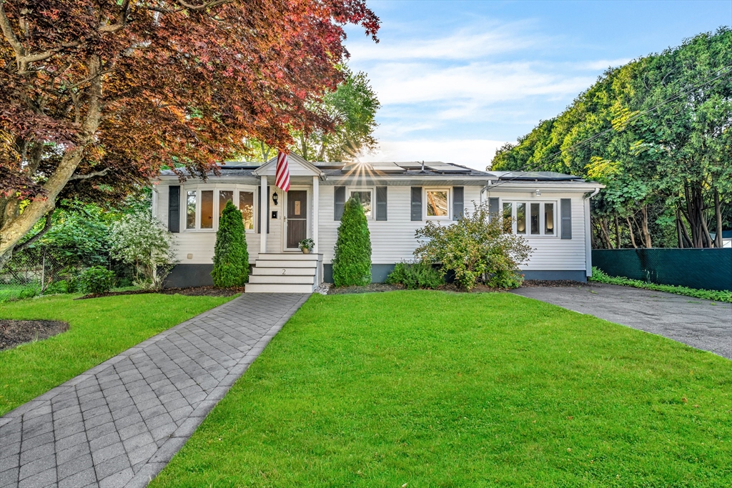 2 Bailey St, Methuen, Massachusetts, 2 Bedrooms Bedrooms, 7 Rooms Rooms,2 BathroomsBathrooms,Residential,For Sale,Bailey St,73534021