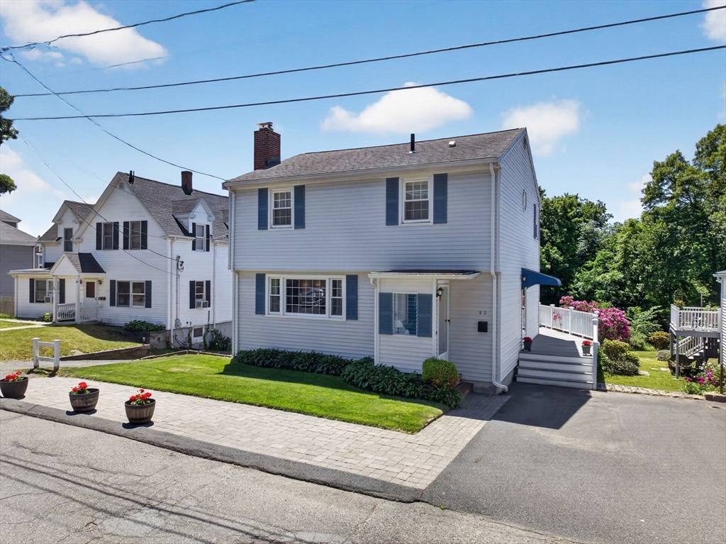 82 Park Rd, Lynn, Massachusetts, 3 Bedrooms Bedrooms, 8 Rooms Rooms,1.5 BathroomsBathrooms,Residential,For Sale,Park Rd,73533928