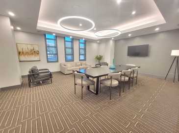 1650 Commonwealth Ave, Boston, Massachusetts, 2 Bedrooms Bedrooms, 4 Rooms Rooms,2 BathroomsBathrooms,Residential,For Sale,Commonwealth Ave,73534243