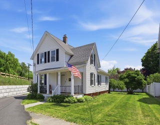 17 Clark St, Westfield, Massachusetts, 3 Bedrooms Bedrooms, 7 Rooms Rooms,2 BathroomsBathrooms,Residential,For Sale,Clark St,73533905
