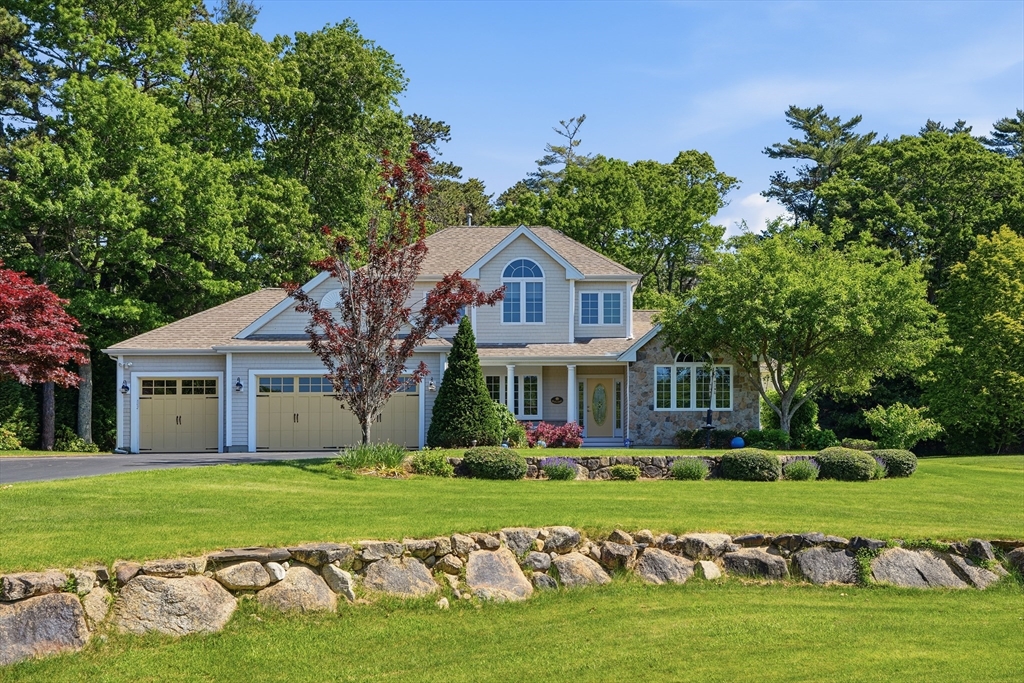 6 Bogside Drive, Plymouth, Massachusetts, 4 Bedrooms Bedrooms, 8 Rooms Rooms,2.5 BathroomsBathrooms,Residential,For Sale,Bogside Drive,73534249