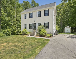 354 Sycamore Street, Holbrook, Massachusetts, 3 Bedrooms Bedrooms, 6 Rooms Rooms,1.5 BathroomsBathrooms,Residential,For Sale,Sycamore Street,73534234