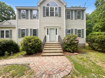 14 Smith Rd, Sutton, Massachusetts, 4 Bedrooms Bedrooms, 8 Rooms Rooms,2.5 BathroomsBathrooms,Residential,For Sale,Smith Rd,73533911