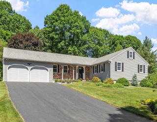 27 Cheryl Ann Dr, Rutland, Massachusetts, 3 Bedrooms Bedrooms, 7 Rooms Rooms,2 BathroomsBathrooms,Residential,For Sale,Cheryl Ann Dr,73534110