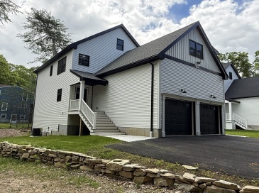 24 Cooper Rd, Webster, Massachusetts, 4 Bedrooms Bedrooms, 8 Rooms Rooms,3.5 BathroomsBathrooms,Residential,For Sale,Cooper Rd,73534271