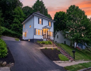 26 Rob Roy Rd, Worcester, Massachusetts, 4 Bedrooms Bedrooms, 8 Rooms Rooms,2 BathroomsBathrooms,Residential,For Sale,Rob Roy Rd,73534272