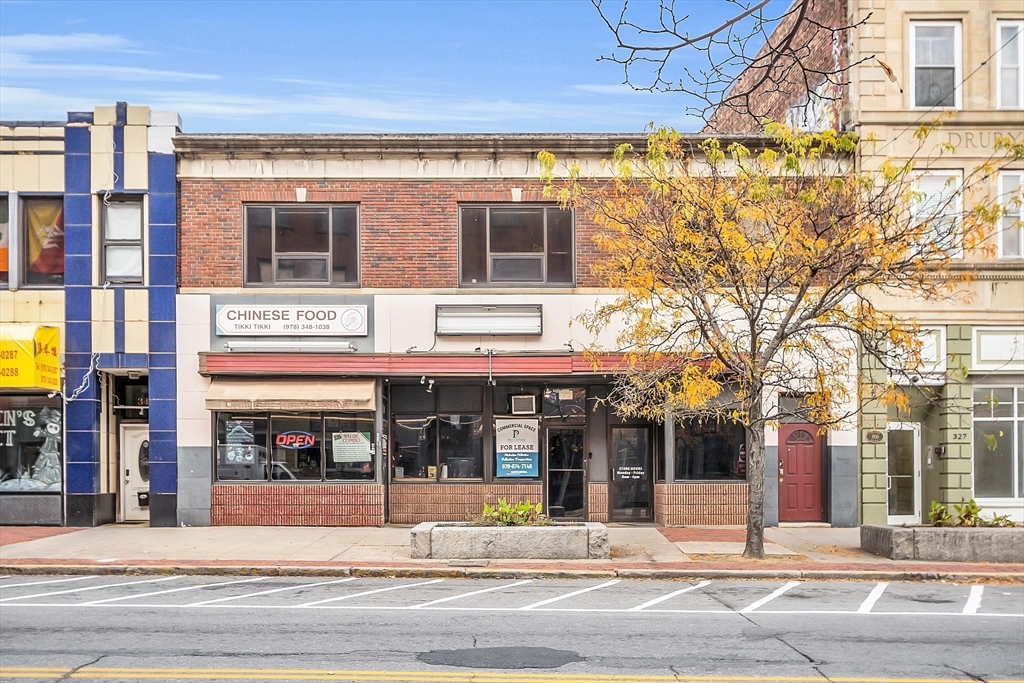 329 Main St, Fitchburg, Massachusetts, 2 Rooms Rooms,1 BathroomBathrooms,Residential Lease,For Rent,Main St,73534276