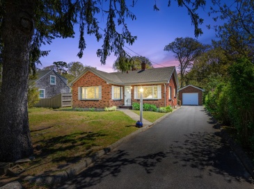 129 Belmont Road, Harwich, Massachusetts, 3 Bedrooms Bedrooms, 5 Rooms Rooms,1 BathroomBathrooms,Residential,For Sale,Belmont Road,73534280 129 Belmont Road, Harwich, Massachusetts, 3 Bedrooms Bedrooms, 5 Rooms Rooms,1 BathroomBathrooms,Residential,For Sale,Belmont Road,73534280