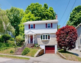 29 Buckingham Rd, Milton, Massachusetts, 3 Bedrooms Bedrooms, 7 Rooms Rooms,1.5 BathroomsBathrooms,Residential,For Sale,Buckingham Rd,73533670