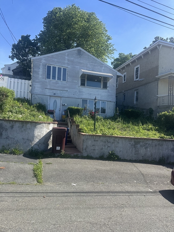 111 Arnold St, Revere, Massachusetts, 4 Bedrooms Bedrooms, 7 Rooms Rooms,2 BathroomsBathrooms,Residential,For Sale,Arnold St,73534112