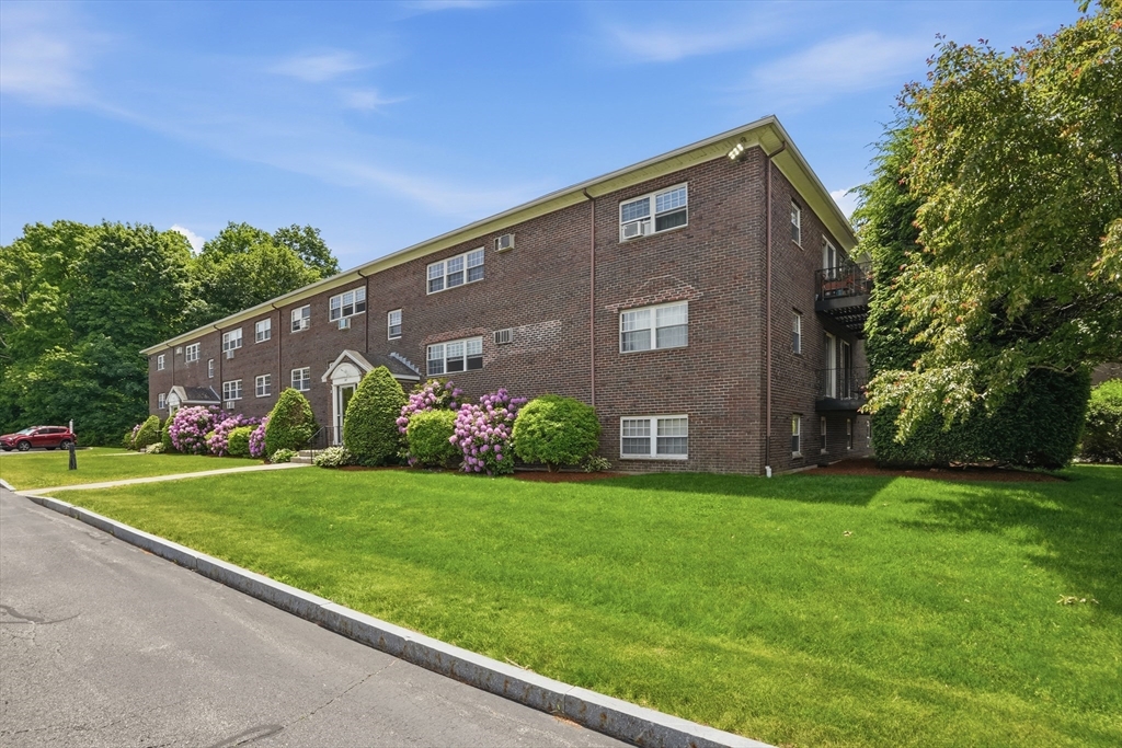 147 Milk St, Westborough, Massachusetts, 1 Bedroom Bedrooms, 4 Rooms Rooms,1 BathroomBathrooms,Residential Lease,For Rent,Milk St,73534317