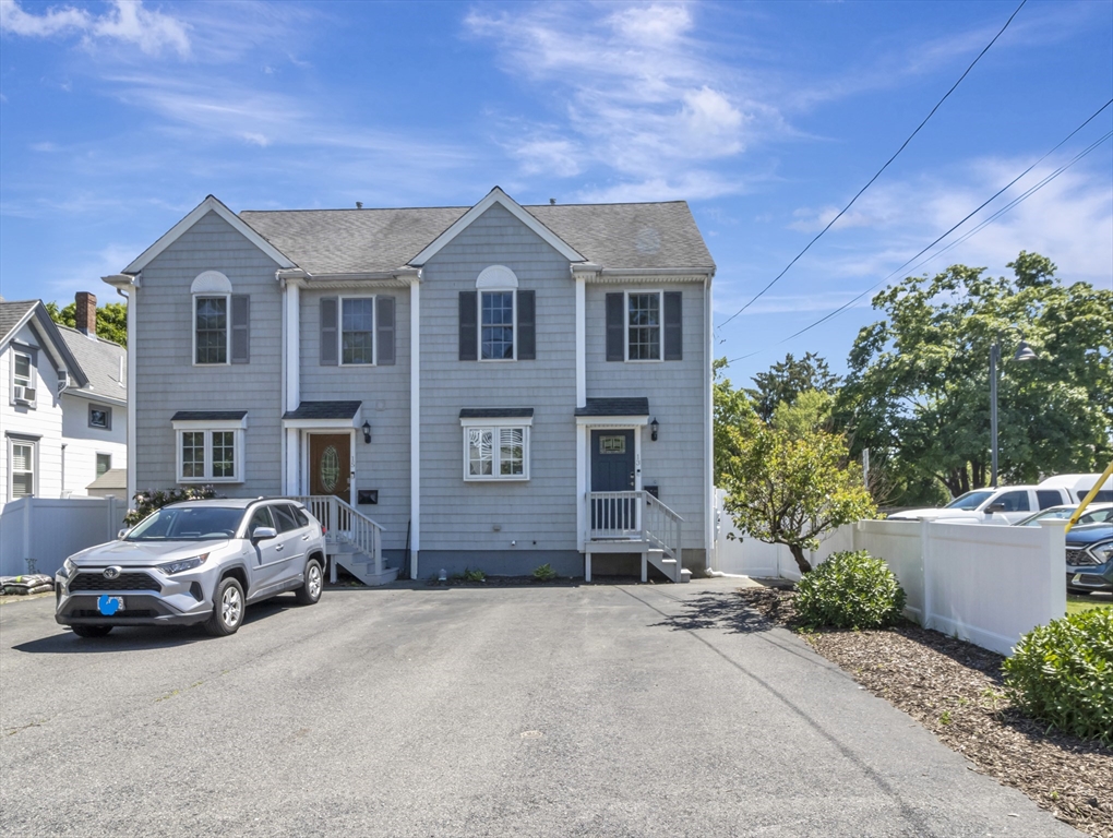 13 Shawmut Ave, Mansfield, Massachusetts, 2 Bedrooms Bedrooms, 4 Rooms Rooms,1.5 BathroomsBathrooms,Residential,For Sale,Shawmut Ave,73533708