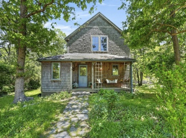 4 Rock Pond Road, West Tisbury, Massachusetts, 4 Bedrooms Bedrooms, 9 Rooms Rooms,2 BathroomsBathrooms,Residential,For Sale,Rock Pond Road,73533704 4 Rock Pond Road, West Tisbury, Massachusetts, 4 Bedrooms Bedrooms, 9 Rooms Rooms,2 BathroomsBathrooms,Residential,For Sale,Rock Pond Road,73533704