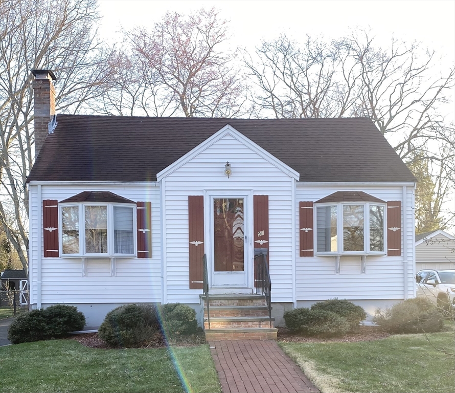 91 Kimball Road, Dedham, Massachusetts, 2 Bedrooms Bedrooms, 6 Rooms Rooms,1.5 BathroomsBathrooms,Residential,For Sale,Kimball Road,73499927