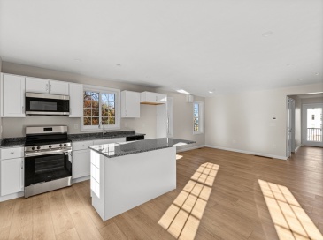 393 Court St., Plymouth, Massachusetts, 2 Bedrooms Bedrooms, 5 Rooms Rooms,1.5 BathroomsBathrooms,Residential,For Sale,Court St.,73452681 393 Court St., Plymouth, Massachusetts, 2 Bedrooms Bedrooms, 5 Rooms Rooms,1.5 BathroomsBathrooms,Residential,For Sale,Court St.,73452681