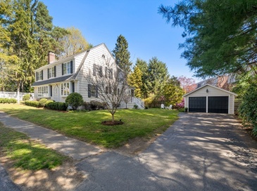 16 Denton Rd, Wellesley, Massachusetts, 5 Bedrooms Bedrooms, 9 Rooms Rooms,2.5 BathroomsBathrooms,Residential,For Sale,Denton Rd,73509556 16 Denton Rd, Wellesley, Massachusetts, 5 Bedrooms Bedrooms, 9 Rooms Rooms,2.5 BathroomsBathrooms,Residential,For Sale,Denton Rd,73509556
