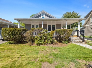 11 Marion St, Uxbridge, Massachusetts, 2 Bedrooms Bedrooms, 6 Rooms Rooms,1 BathroomBathrooms,Residential,For Sale,Marion St,73512658 11 Marion St, Uxbridge, Massachusetts, 2 Bedrooms Bedrooms, 6 Rooms Rooms,1 BathroomBathrooms,Residential,For Sale,Marion St,73512658
